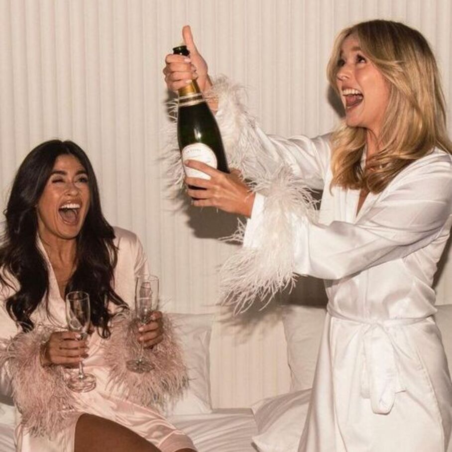 The Best Icebreaker Games for Hen Party